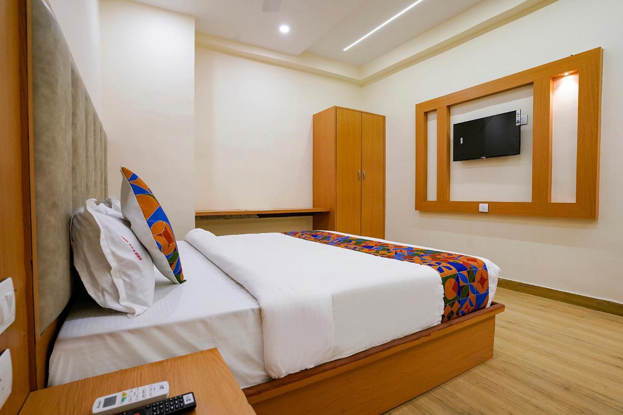 Fabhotel 7 Square - Nr Bkc مومباي المظهر الخارجي الصورة