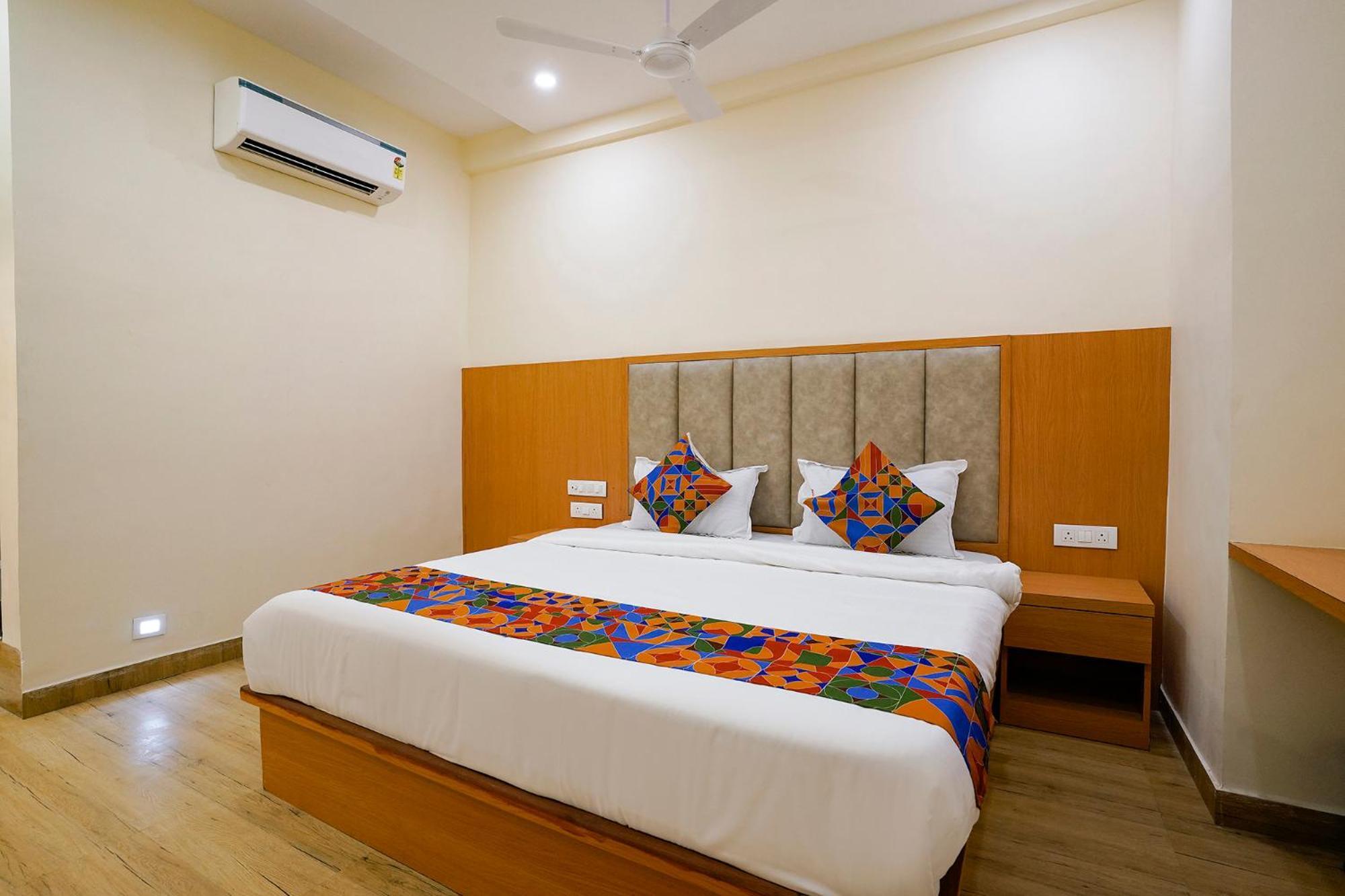Fabhotel 7 Square - Nr Bkc مومباي المظهر الخارجي الصورة