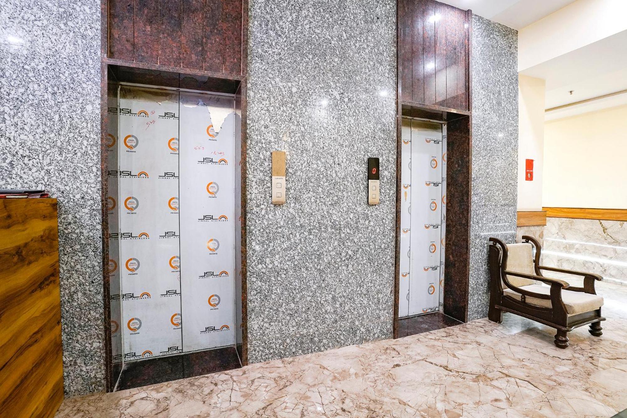 Fabhotel 7 Square - Nr Bkc مومباي المظهر الخارجي الصورة